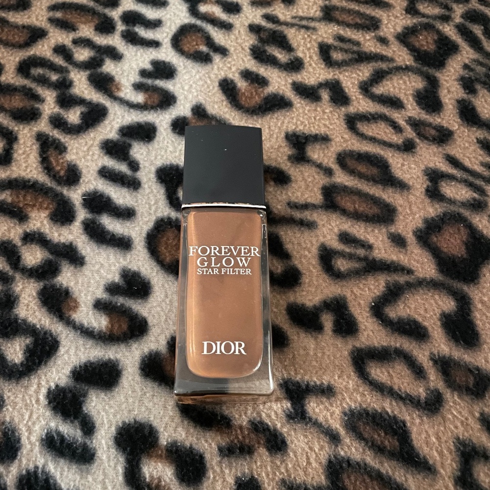 (Dior) FOREVER GLOW STAR FILTER - 9N